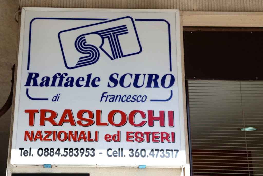 Raffaele Scuro traslochi